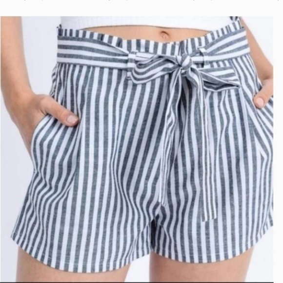 Love Tree Paperbag Waist High Rise Striped Shorts‎ Sz. M - Picture 1 of 12